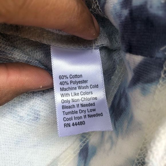 New Directions Studio NWT Tie Dye Blue Shirt size Large - Picture 6 of 8